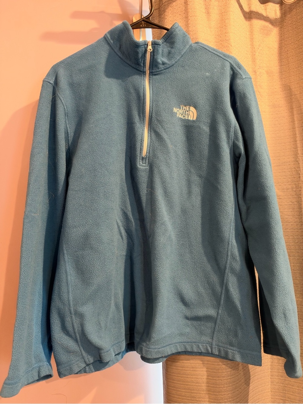 The North Face Men’s Light Blue Quarter-Zip Fleece Pullover